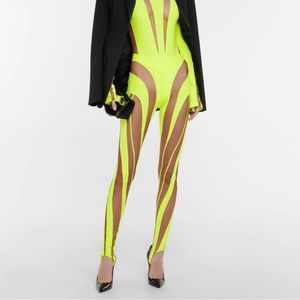 MUGLER NWT
Sheer Spiral Legging Neon Size 42